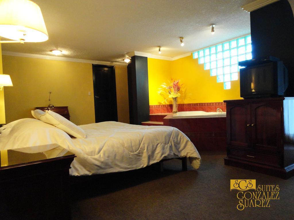 Hotel Suites Gonzalez Suarez Кито Экстерьер фото