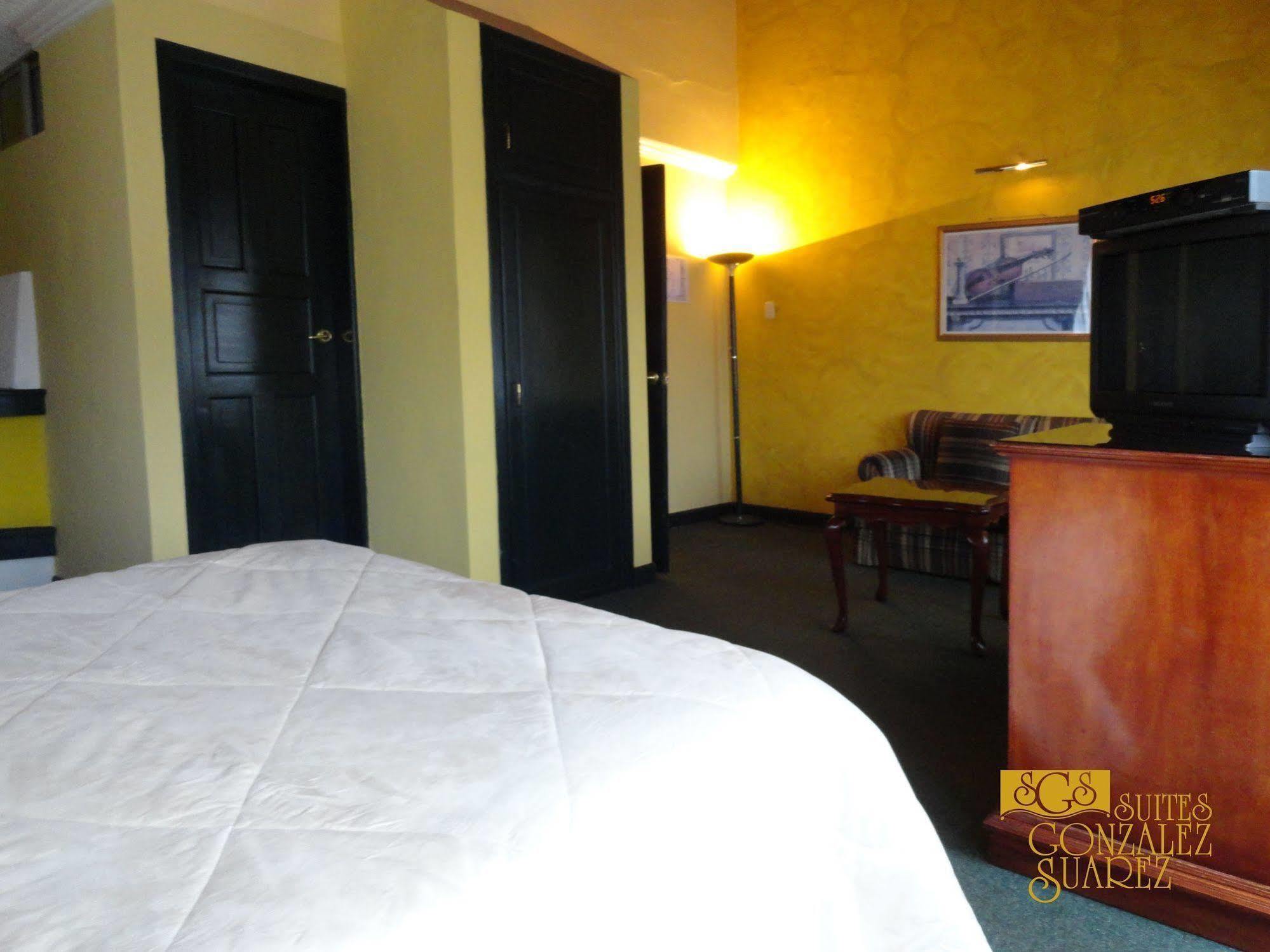 Hotel Suites Gonzalez Suarez Кито Экстерьер фото